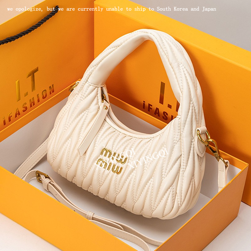 Luxury Bags Dior - 2026年新作 リンクル加工 リストクレセントバッグ、ニッチな高級感のあるアンダーアームバッグ、ハイエンドボウリングバッグ