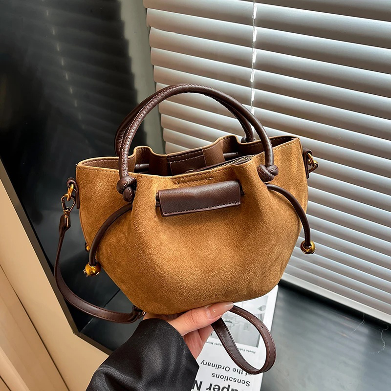 Luxury Bags Trend 2025 - 女性用PUレザーミニショルダーバッグ2025冬レトロソフトバケットバッグ高級デザイナートレンド女性用クロスボディハンドバッグ