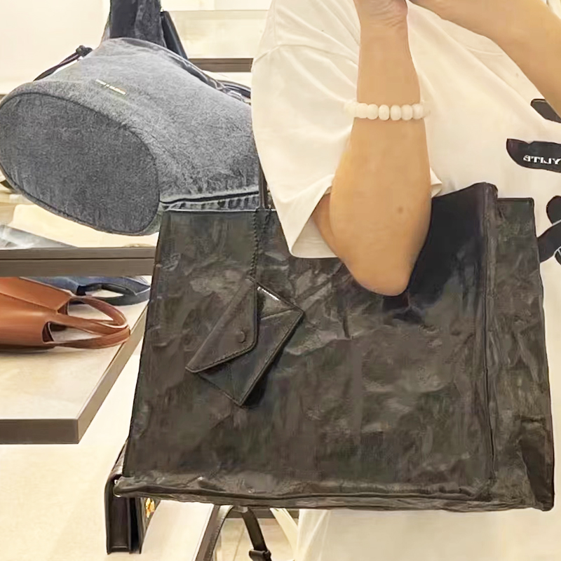 韓国カジュアルクラフト紙トートバッグ女性の高級デザイナーハン - Luxury Bags Trend 2025 のレビューと価格