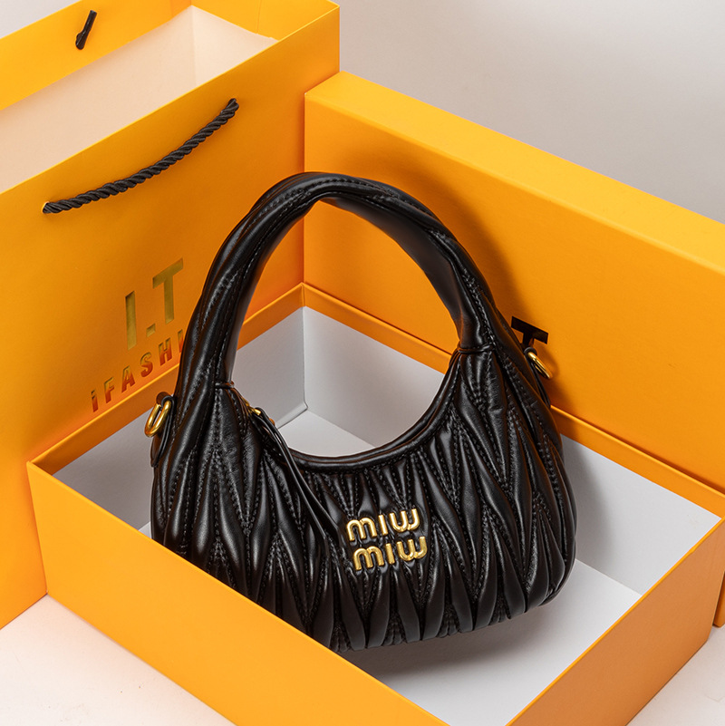 2026年新作 リンクル加工 リストクレセントバッグ、ニッチ - Luxury Bags Dior のレビューと価格