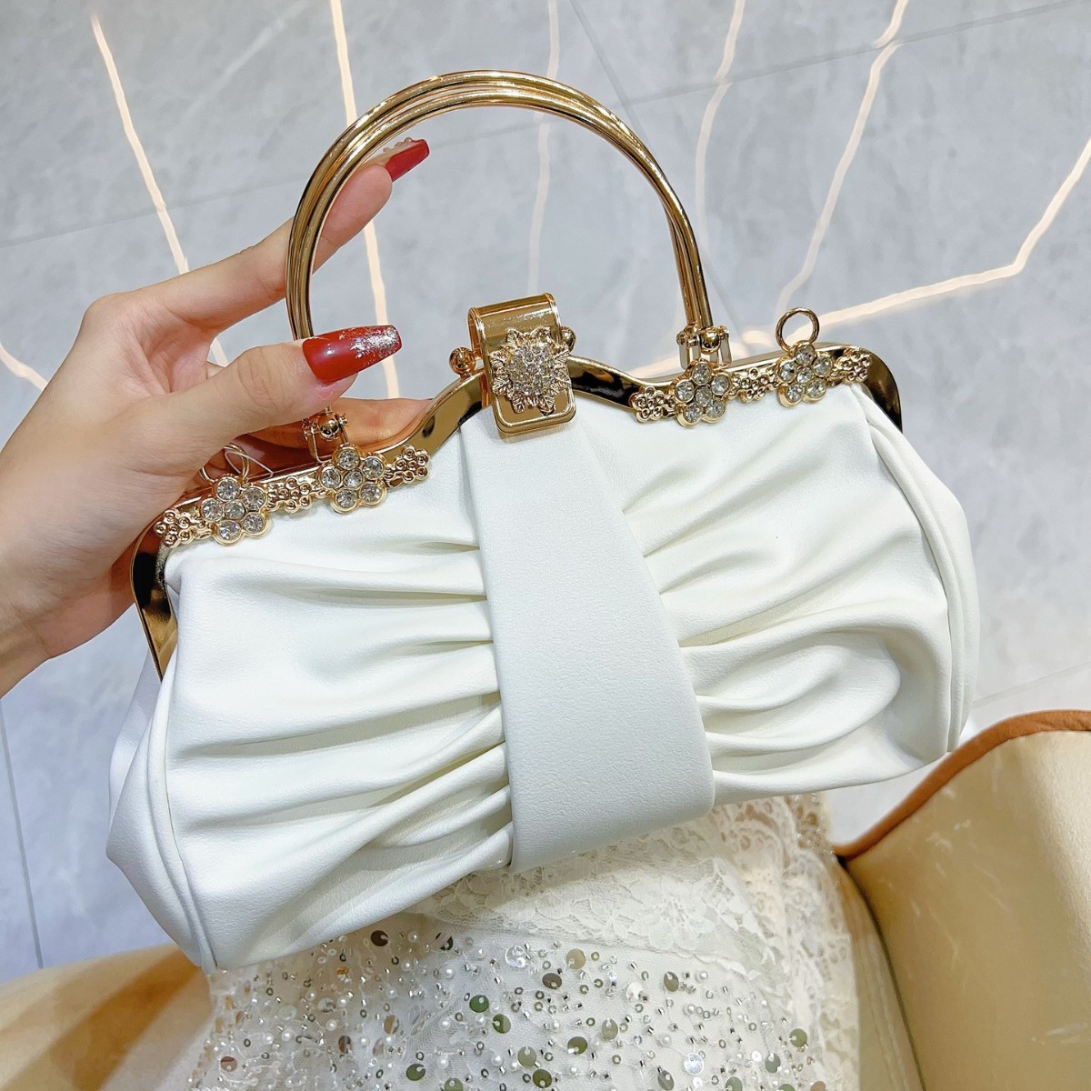 2025年ラグジュアリーハイエンドパーティークラウドレディー - Luxury Bags Trend 2025 のレビューと価格