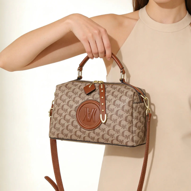 ボストンバッグ、ピローバッグ、レディースバッグ、ライトラグジ - Luxury Bags For Women のレビューと価格