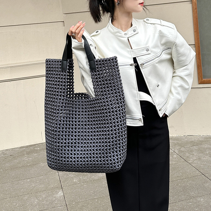 2025年ラグジュアリー中空織り大容量トートバッグブランド女 - Luxury Bags Trend 2025 のレビューと価格